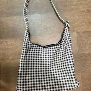 BAGGU Black and White Checkered Shoulder Bag